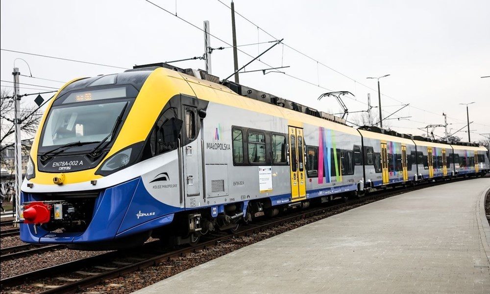 Od marca drożej koleją i autobusami MLD