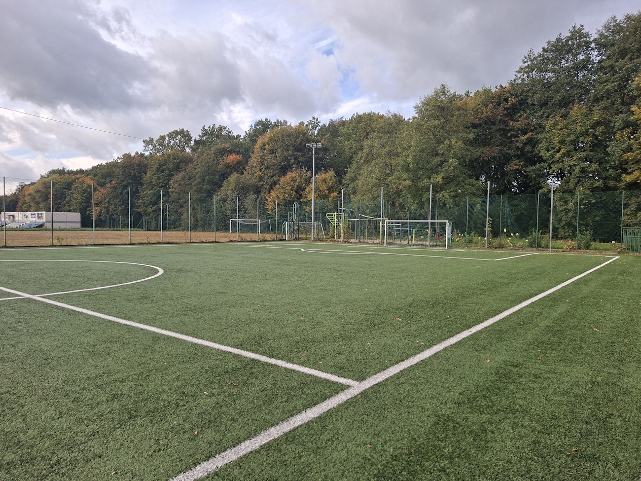 Orlik Krzeszowice. Boisko do gry w piłkę nożną